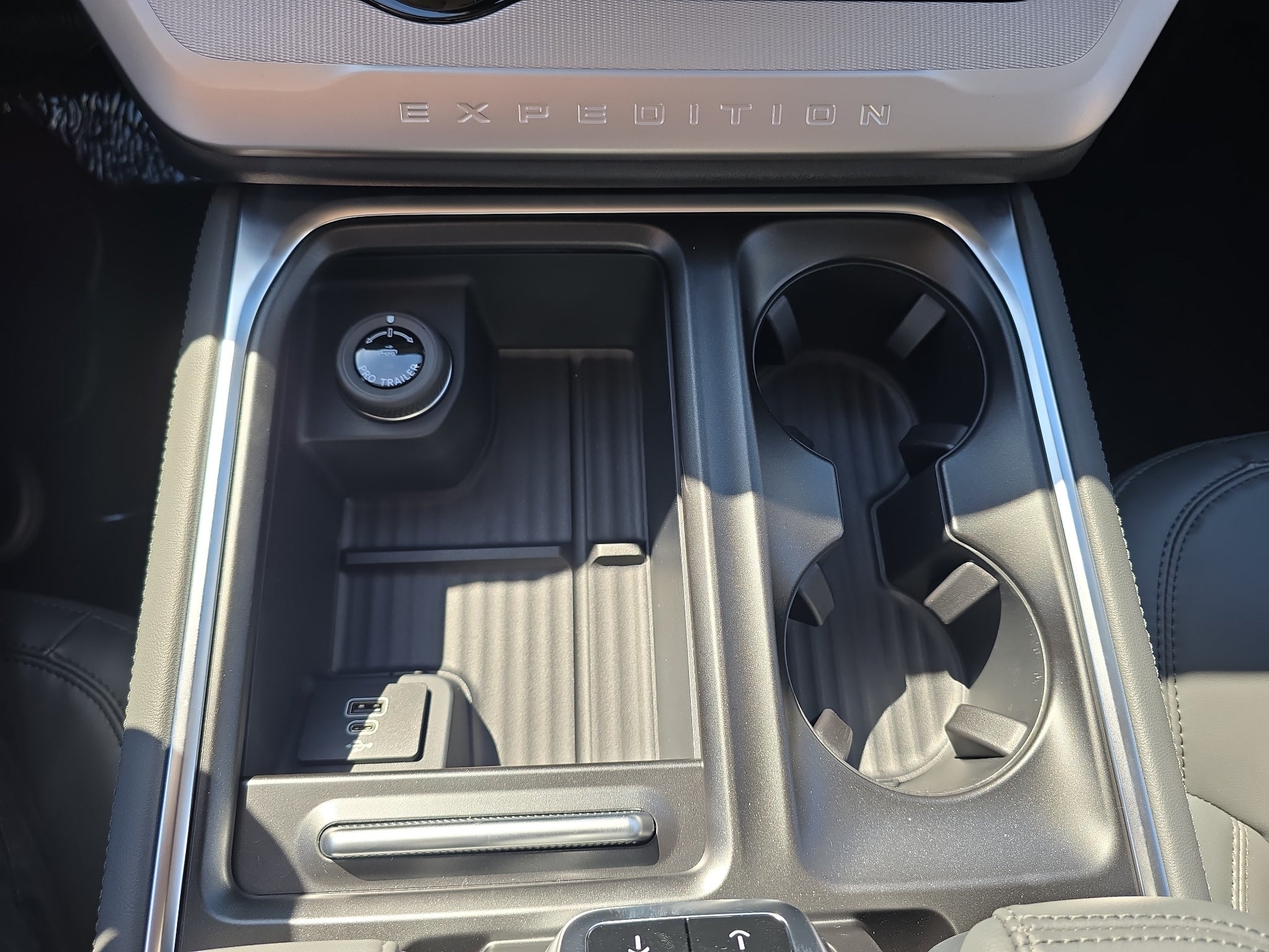 2027 Ford Expedition Max Active