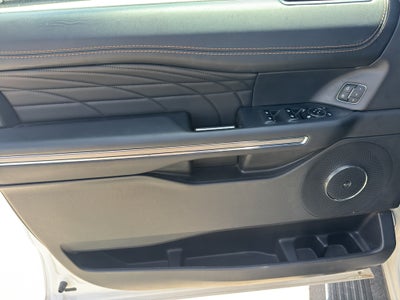 2023 Ford Expedition Platinum
