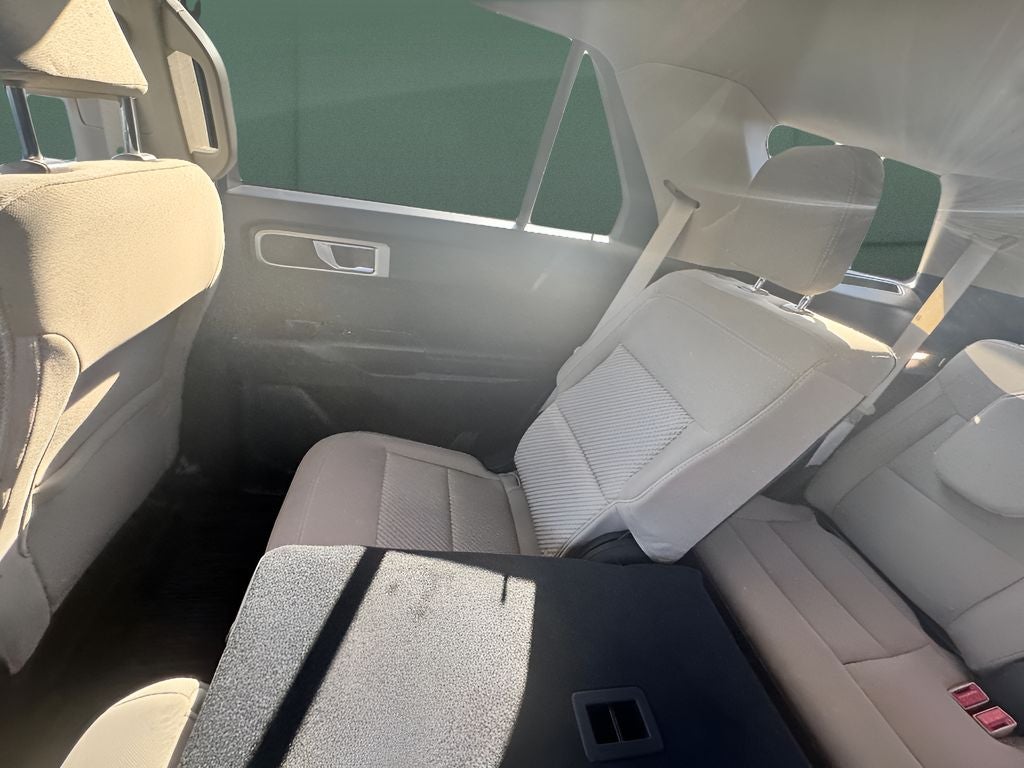 2023 Ford Explorer Base