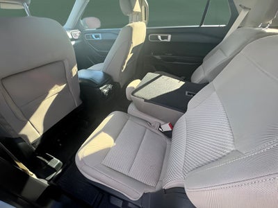 2023 Ford Explorer Base