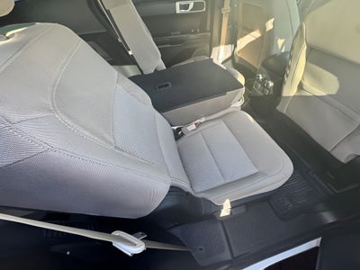 2023 Ford Explorer Base