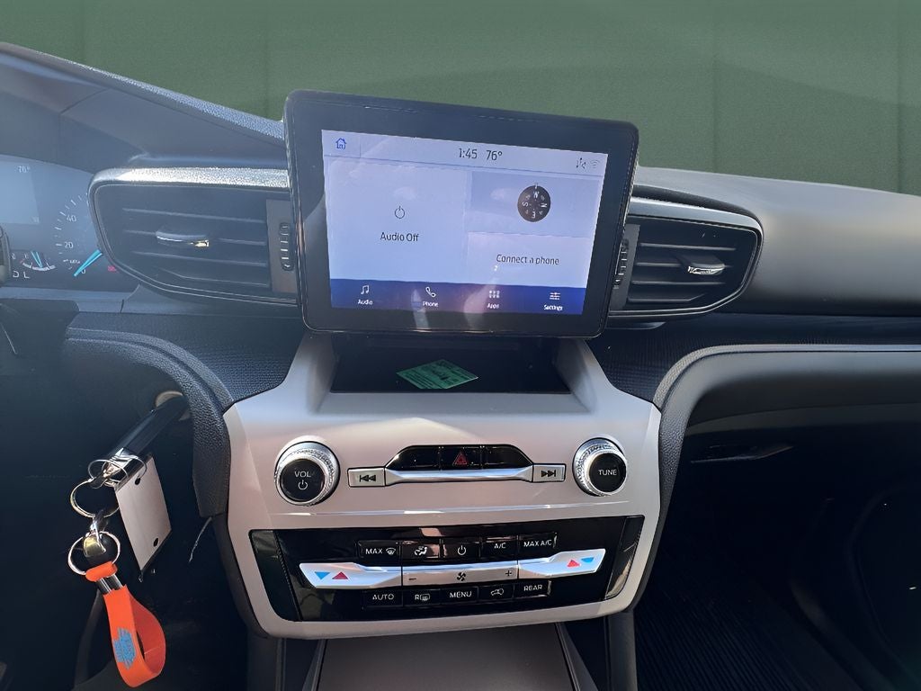 2023 Ford Explorer Base