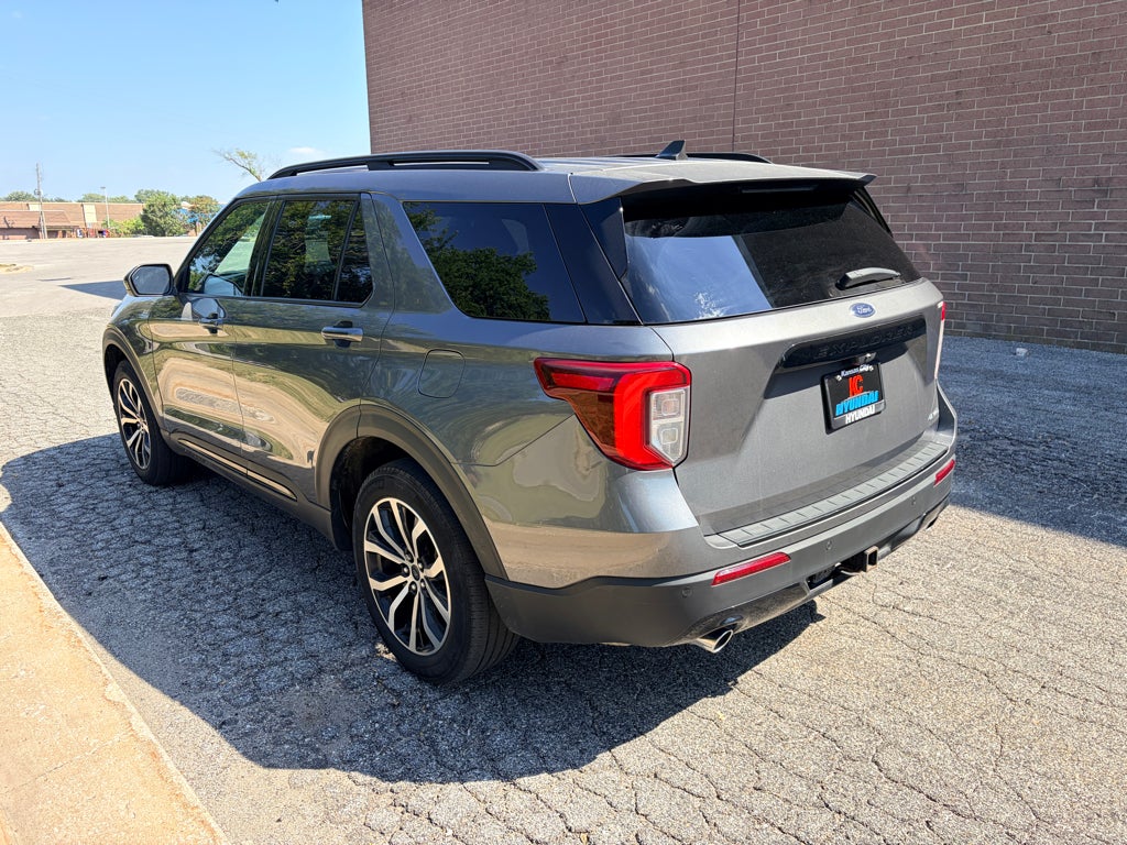 2023 Ford Explorer ST-Line