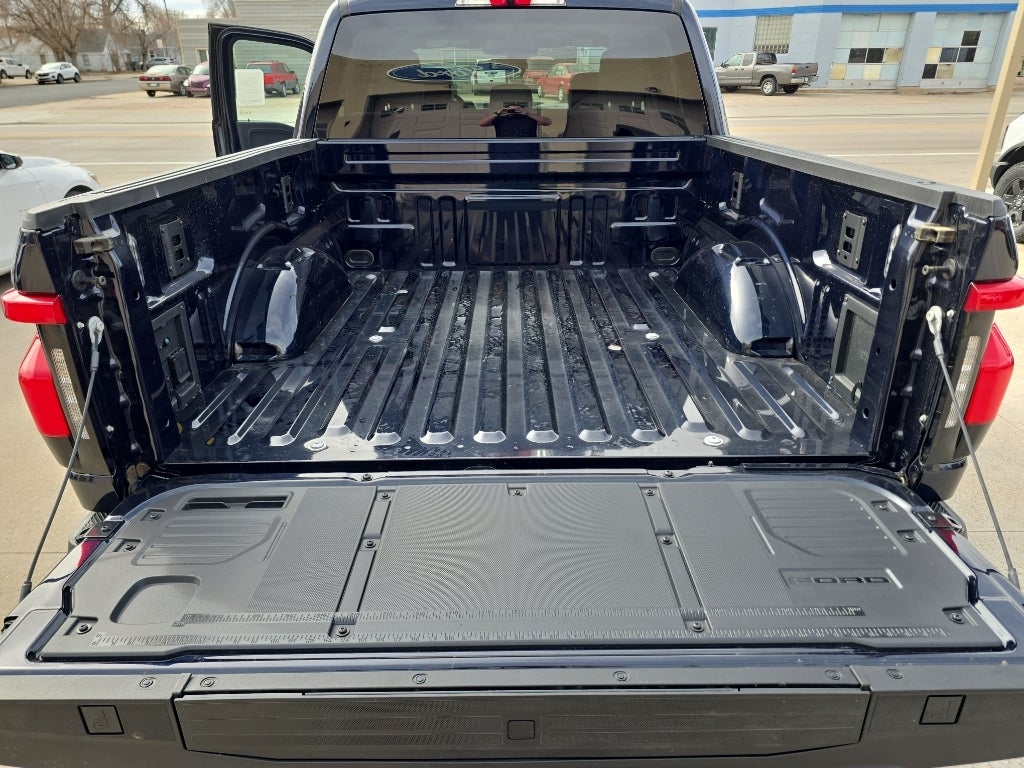 2025 Ford F-150 Lightning XLT