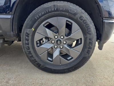 2025 Ford F-150 Lightning XLT