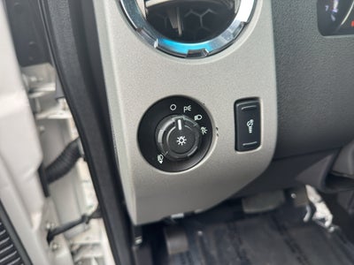2015 Ford Super Duty F-250 Pickup Lariat