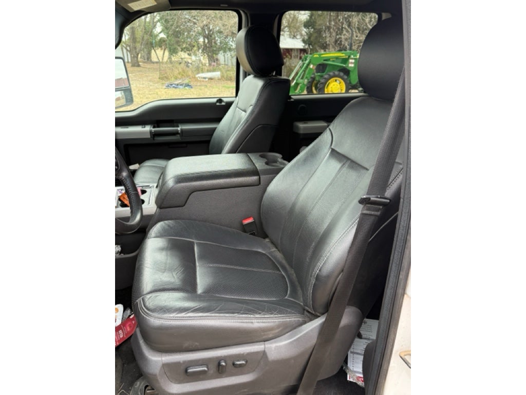 2015 Ford Super Duty F-250 Pickup Lariat