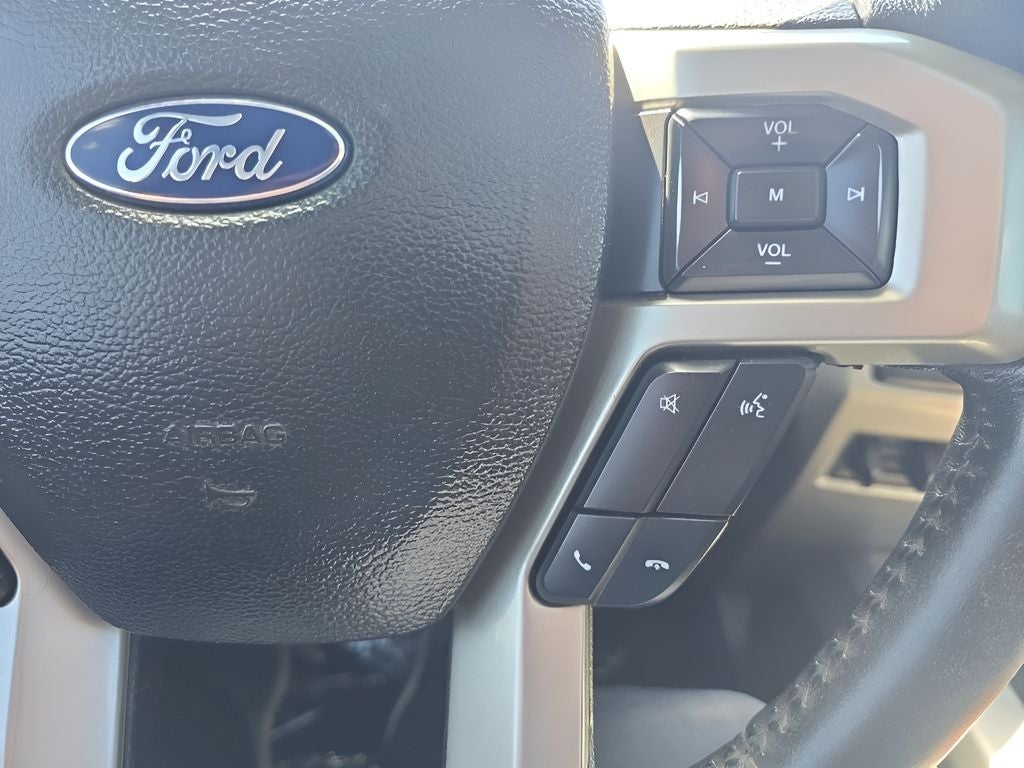 2021 Ford Super Duty F-250 Pickup LARIAT
