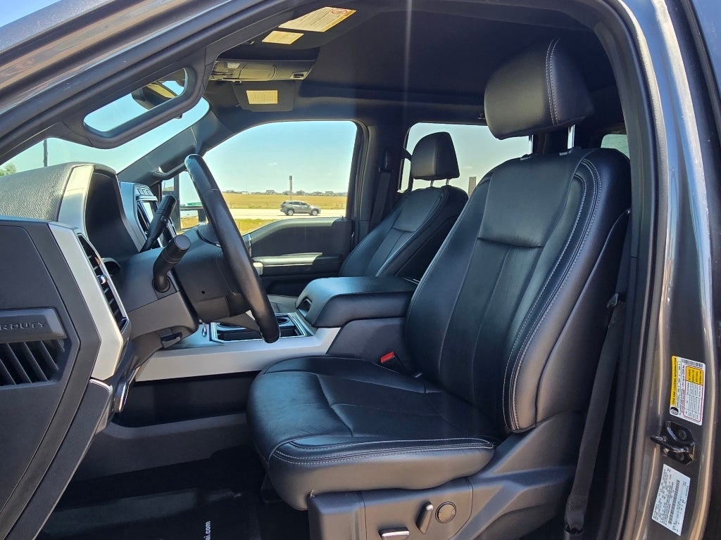 2022 Ford Super Duty F-250 Pickup LARIAT