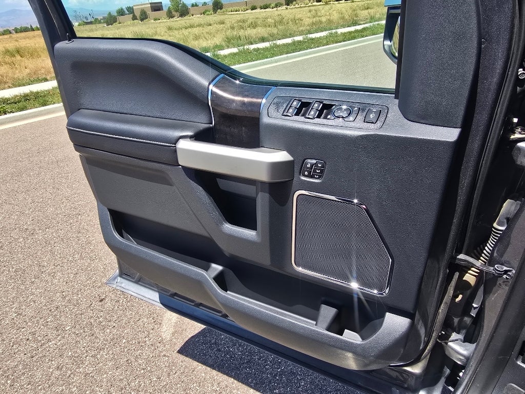 2022 Ford Super Duty F-250 Pickup LARIAT
