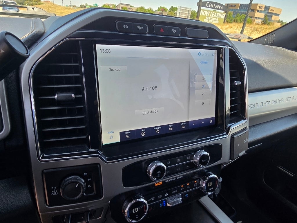 2022 Ford Super Duty F-250 Pickup LARIAT