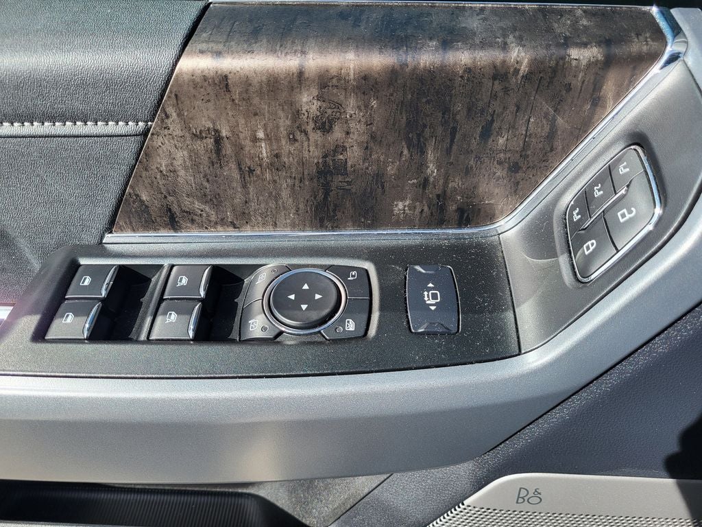 2024 Ford Super Duty F-250 Pickup LARIAT