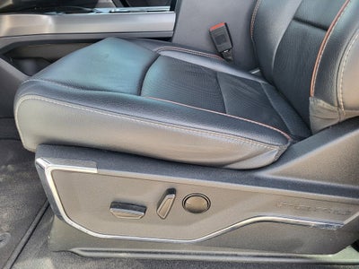 2024 Ford Super Duty F-250 Pickup LARIAT