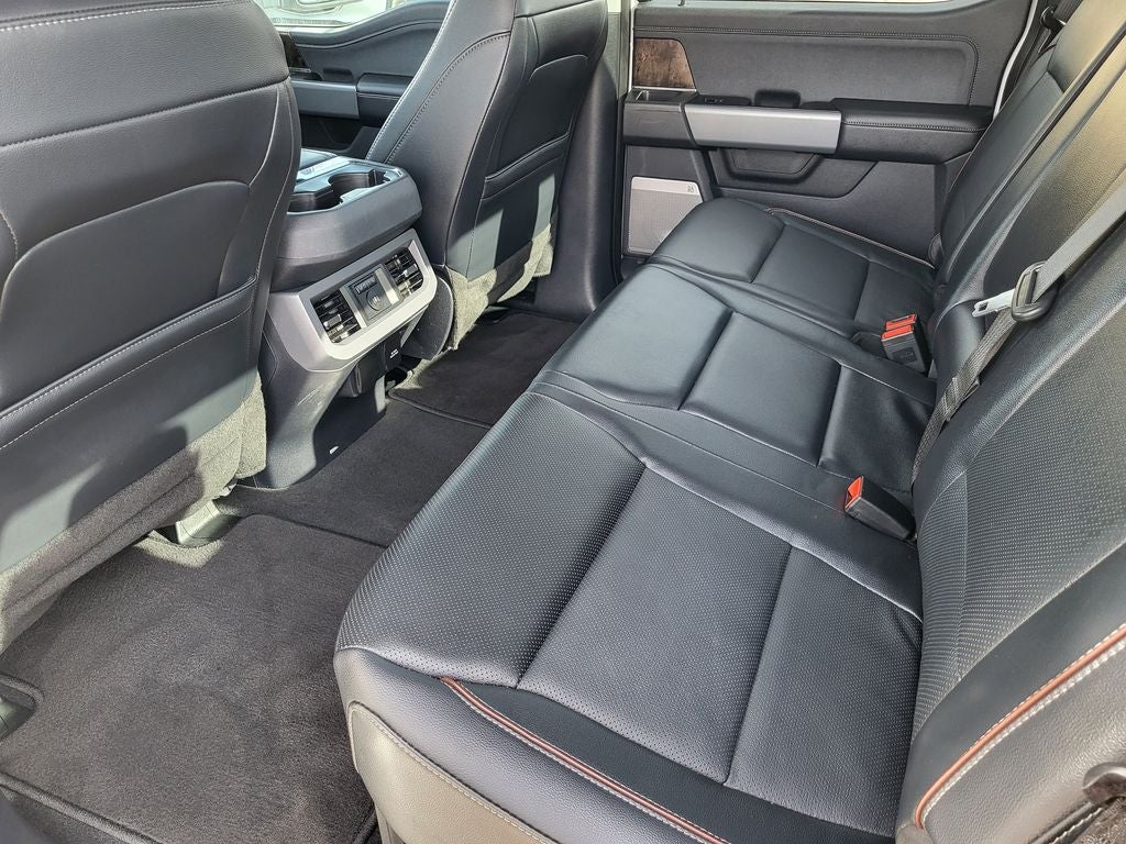 2024 Ford Super Duty F-250 Pickup LARIAT