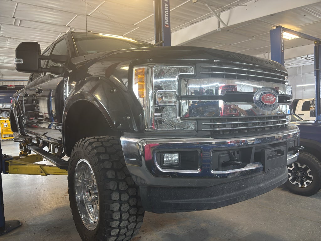2017 Ford Super Duty F-250 Pickup Lariat