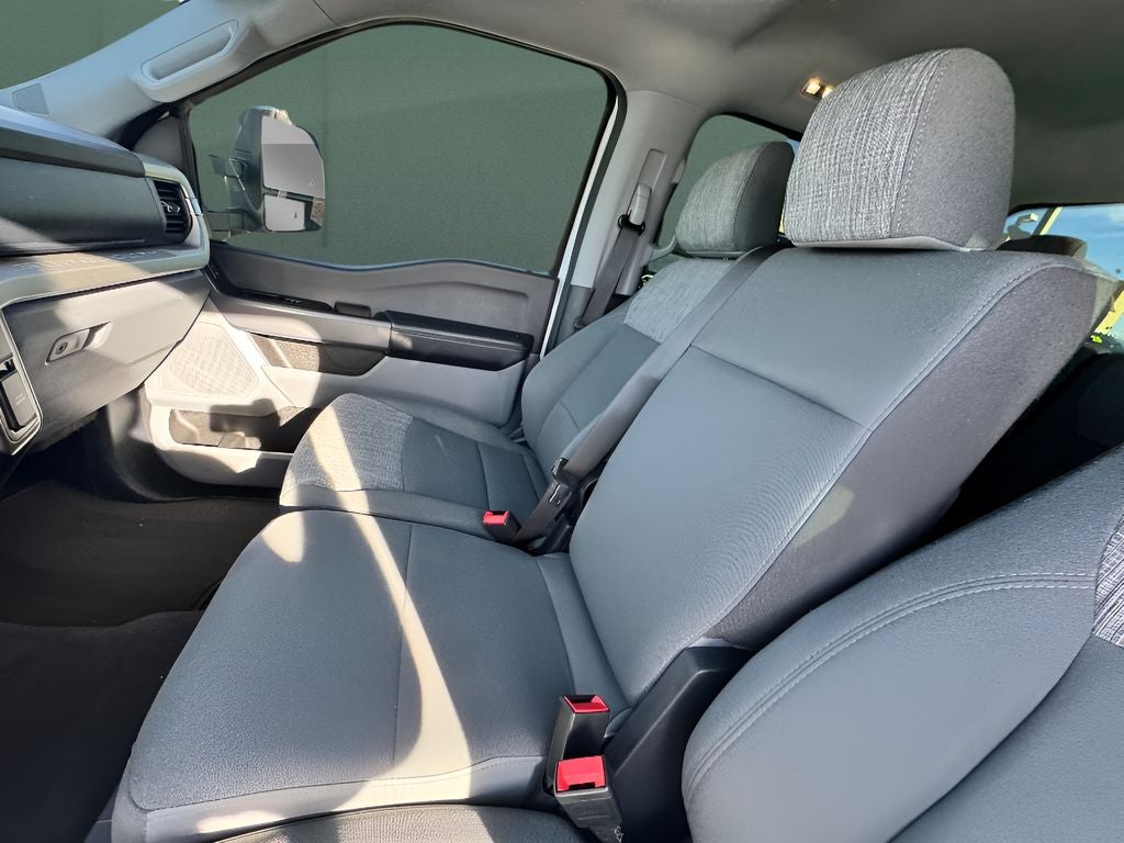 2024 Ford Super Duty F-250 Pickup XLT