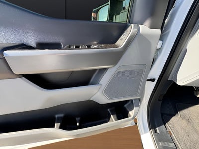 2024 Ford Super Duty F-250 Pickup XLT