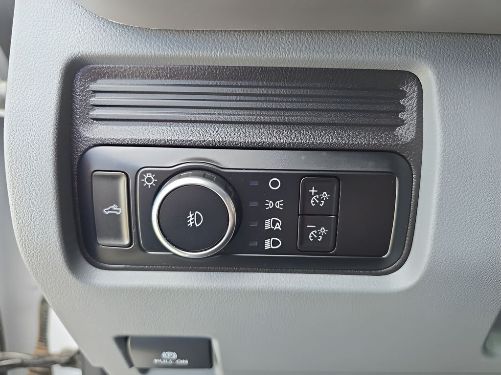 2024 Ford Super Duty F-250 Pickup XLT