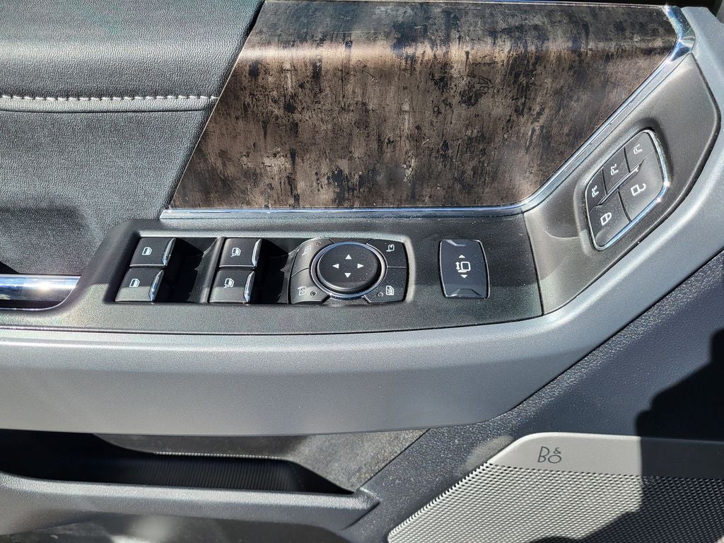 2024 Ford Super Duty F-250 Pickup LARIAT