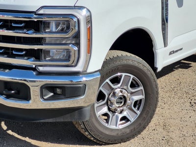 2024 Ford Super Duty F-250 Pickup LARIAT