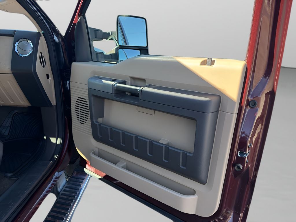 2011 Ford Super Duty F-250 Pickup Lariat