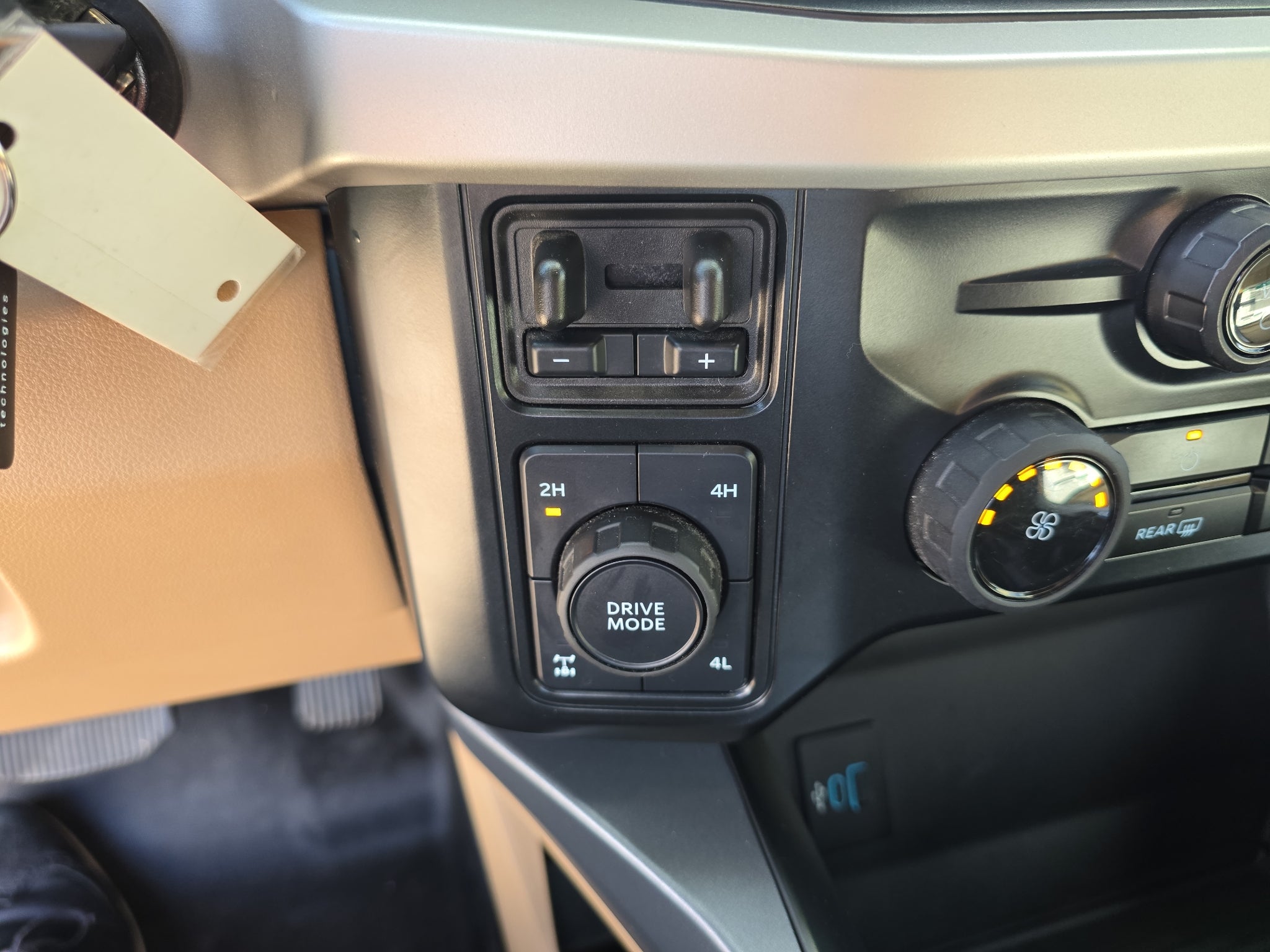 2024 Ford Super Duty F-250 Pickup XLT