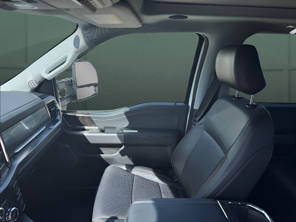 2025 Ford Super Duty F-250 Pickup LARIAT