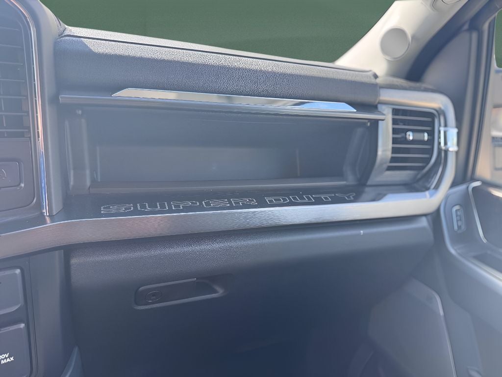 2025 Ford Super Duty F-250 Pickup LARIAT