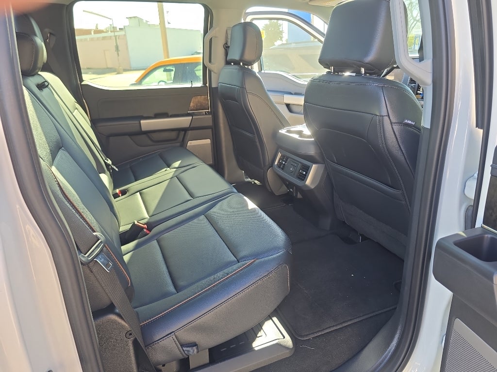 2025 Ford Super Duty F-250 Pickup LARIAT