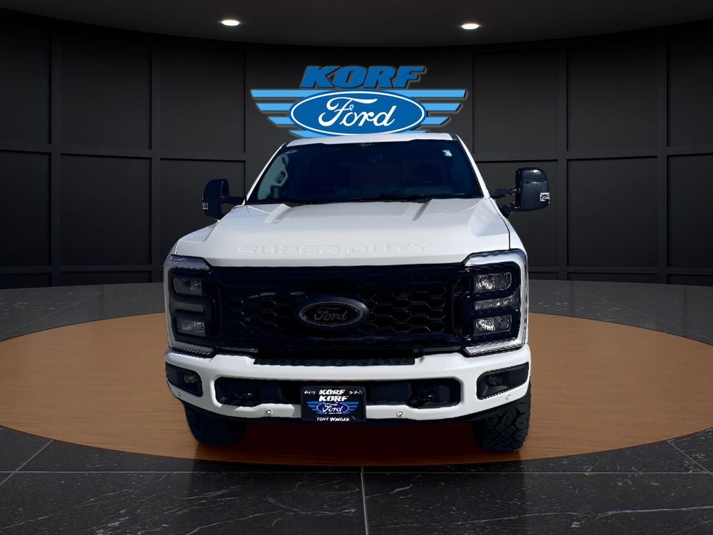 2025 Ford Super Duty F-250 Pickup LARIAT