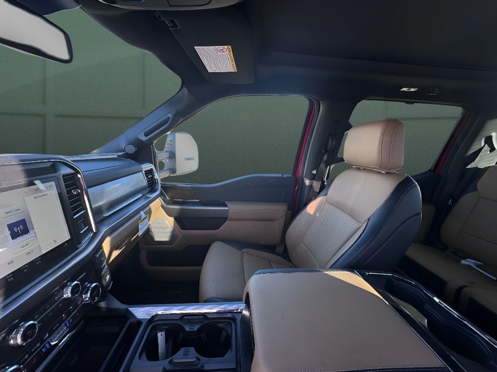 2025 Ford Super Duty F-250 Pickup LARIAT