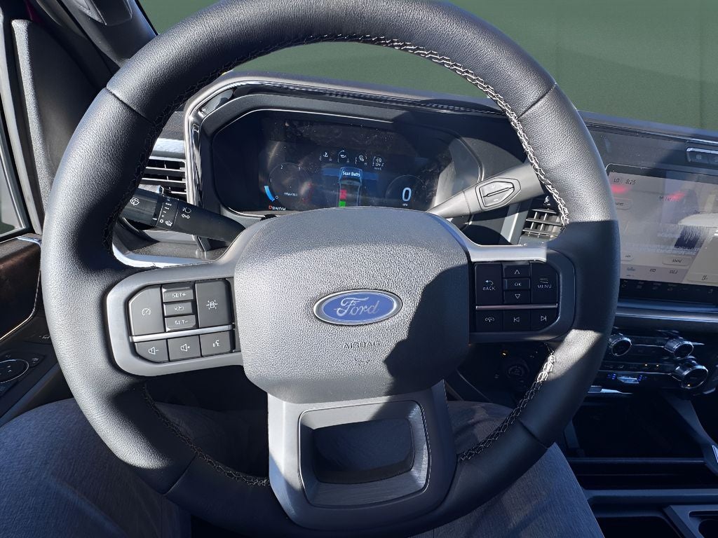 2025 Ford Super Duty F-250 Pickup LARIAT