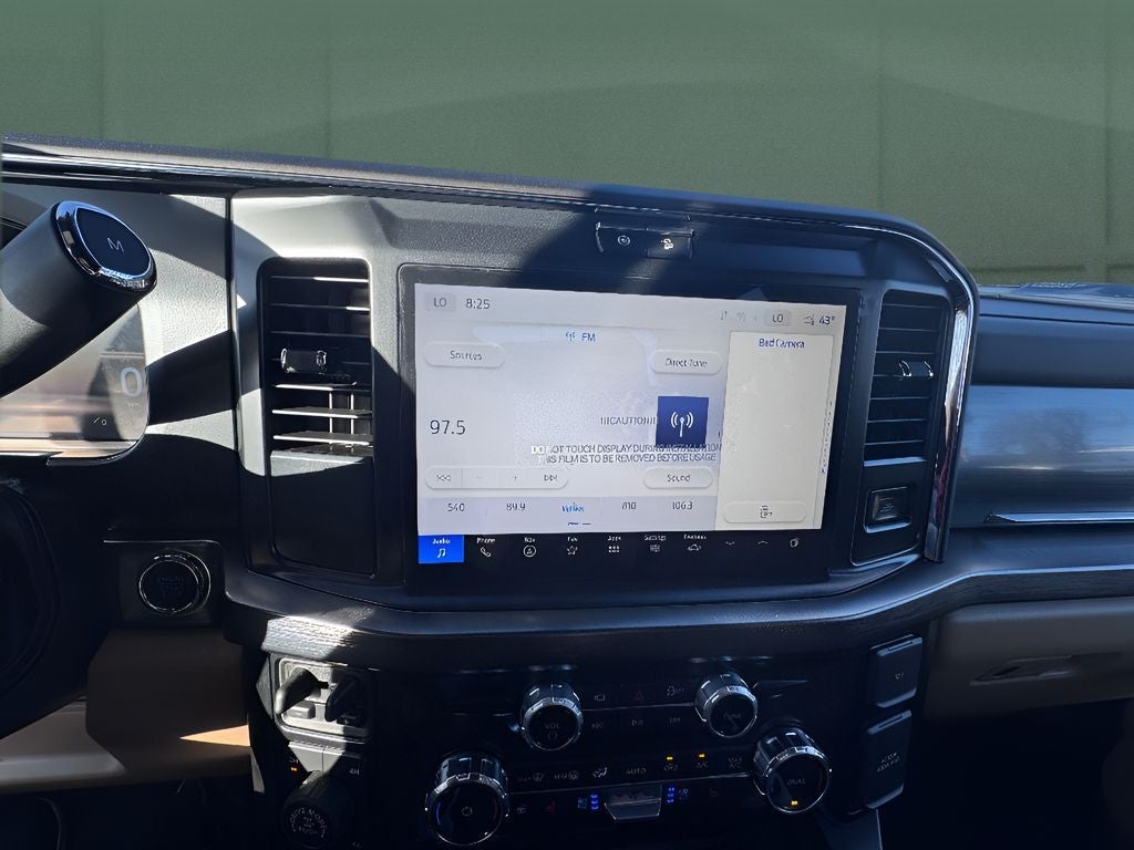 2025 Ford Super Duty F-250 Pickup LARIAT