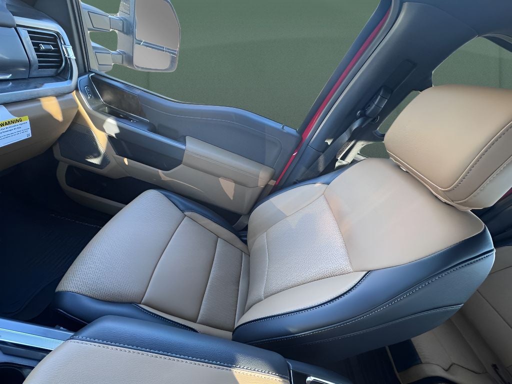 2025 Ford Super Duty F-250 Pickup LARIAT