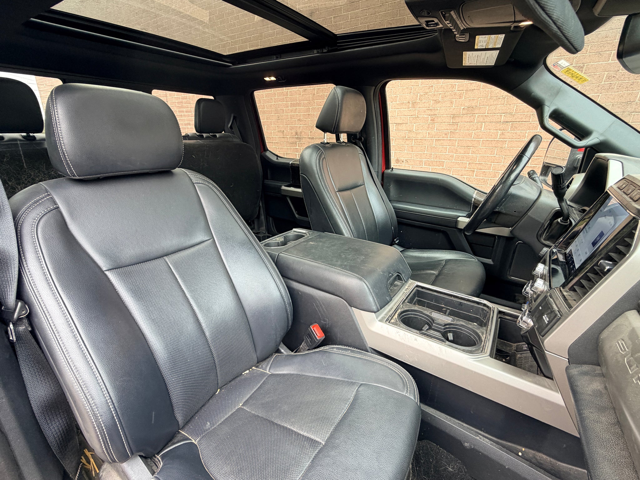 2022 Ford Super Duty F-250 Pickup LARIAT
