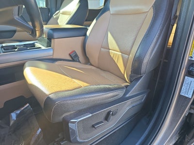 2023 Ford Super Duty F-250 Pickup LARIAT
