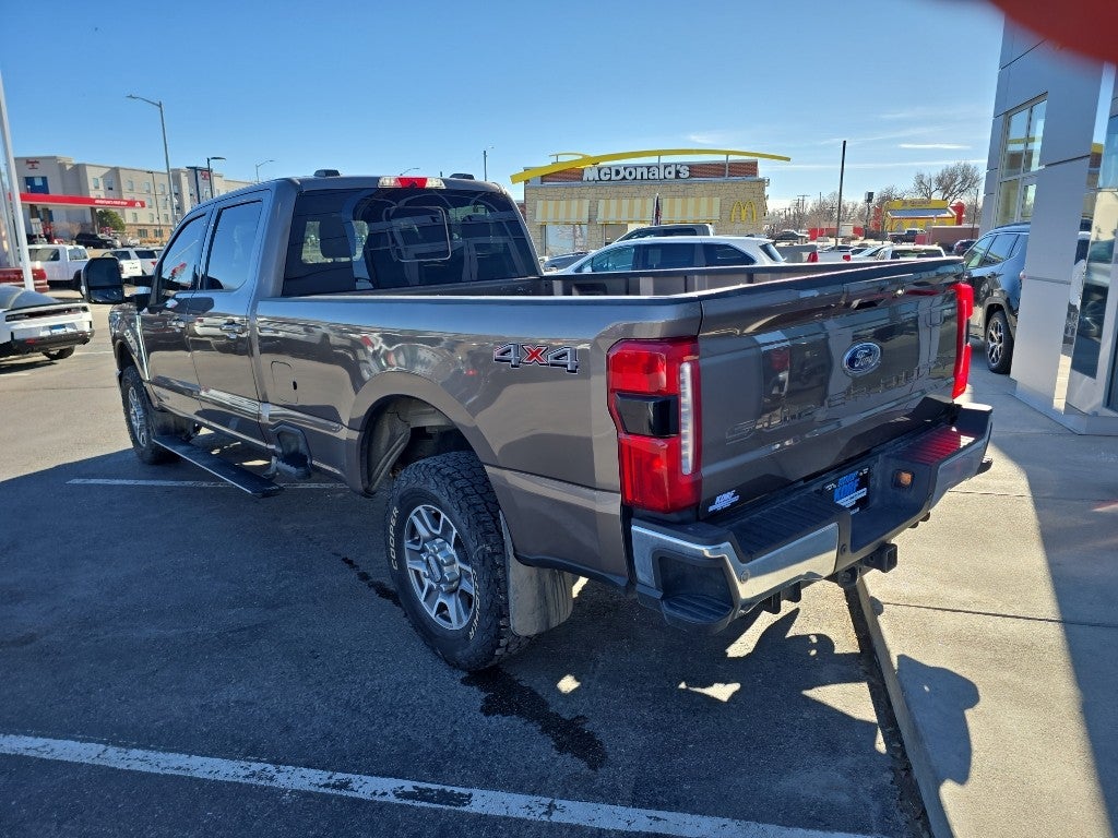 2023 Ford Super Duty F-250 Pickup LARIAT