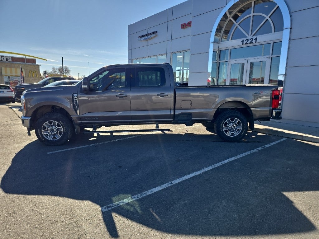 2023 Ford Super Duty F-250 Pickup LARIAT