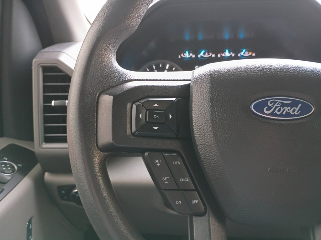 2022 Ford Super Duty F-350 SRW Pickup XL