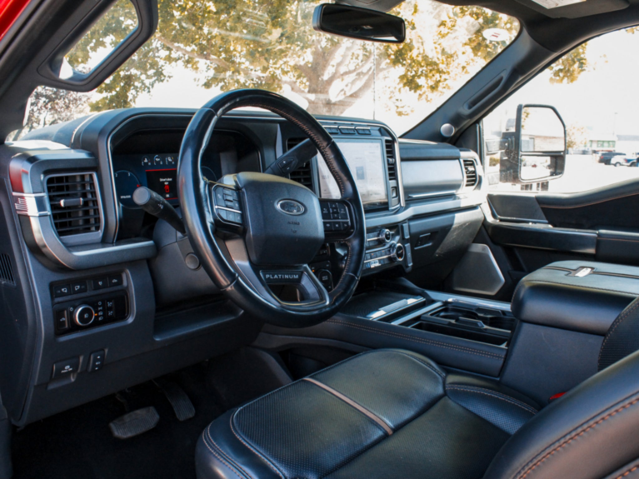 2024 Ford Super Duty F-350 SRW Pickup Platinum