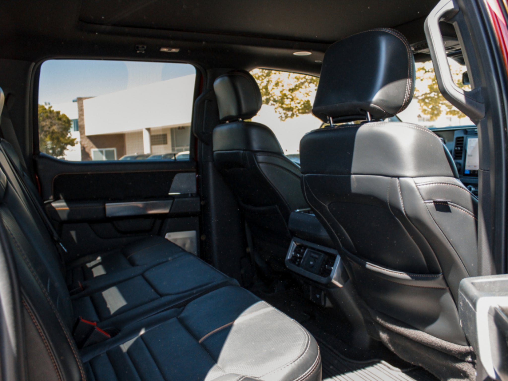 2024 Ford Super Duty F-350 SRW Pickup Platinum