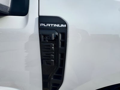 2025 Ford Super Duty F-350 SRW Pickup Platinum