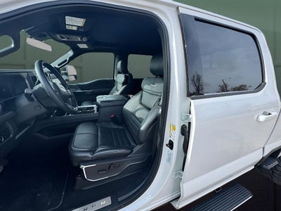 2025 Ford Super Duty F-350 SRW Pickup Platinum