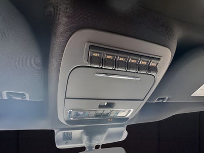 2025 Ford Super Duty F-350 SRW Pickup Platinum