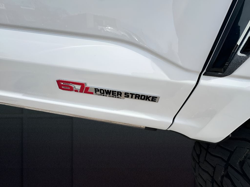 2025 Ford Super Duty F-350 SRW Pickup Platinum
