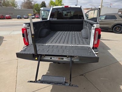 2025 Ford Super Duty F-350 SRW Pickup Platinum