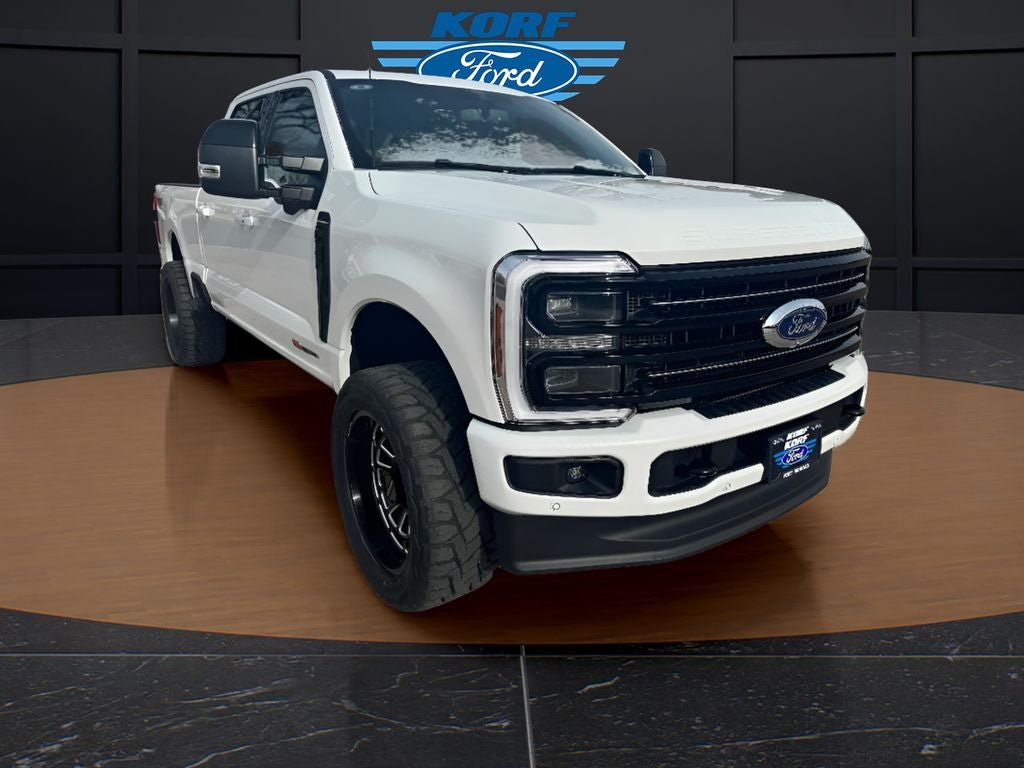 2025 Ford Super Duty F-350 SRW Pickup Platinum