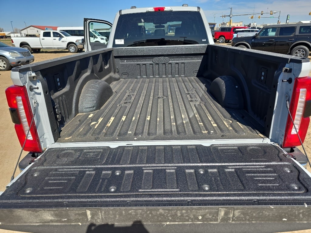 2026 Ford Super Duty F-350 SRW Pickup 6B