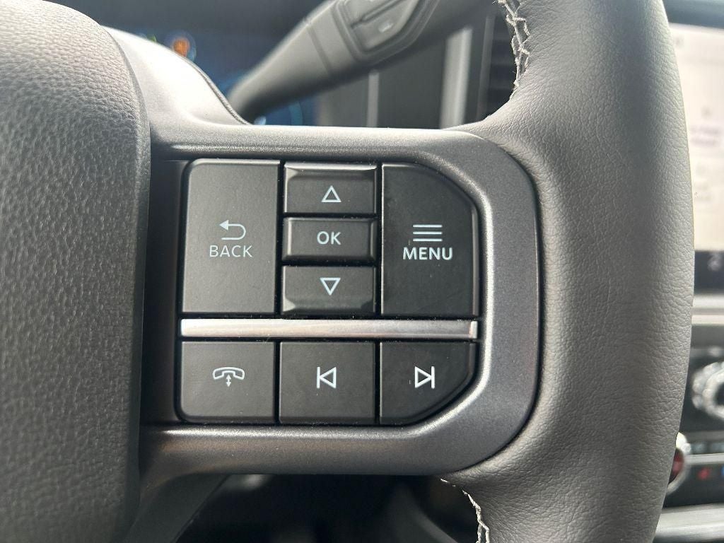 2025 Ford Super Duty F-350 SRW Pickup LARIAT