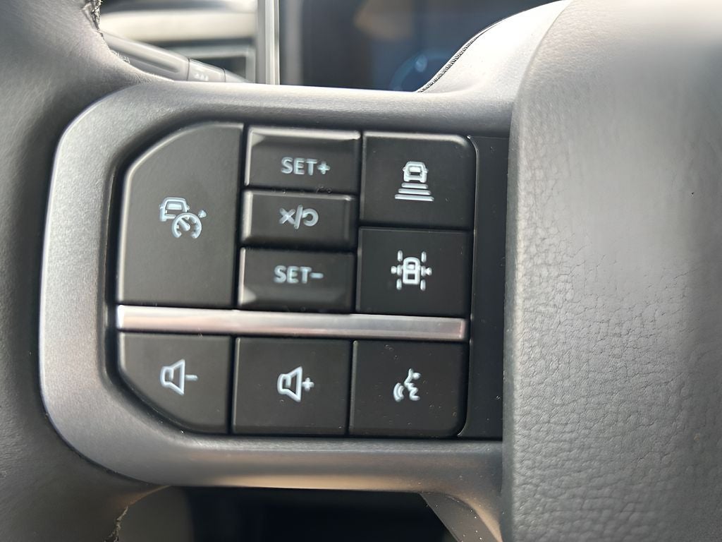 2025 Ford Super Duty F-350 SRW Pickup LARIAT